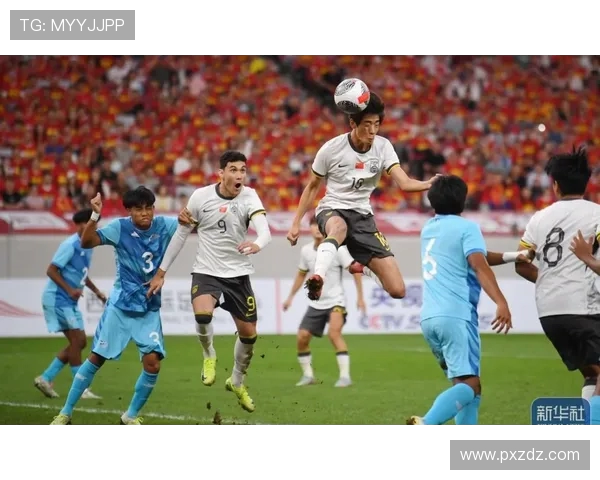 国足迎战亚洲劲旅全队誓夺关键胜利主帅强调拼搏精神重燃球迷信心